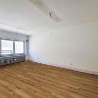 2. OG, rechts, Wohnzimmer.jpg