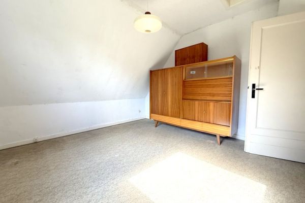 Zimmer 1 OG.jpg