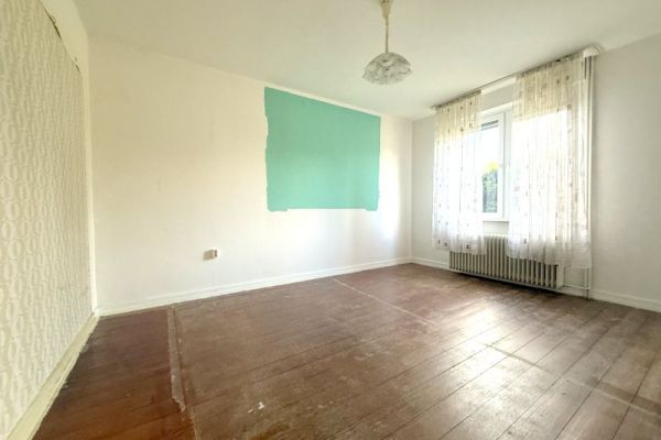 Zimmer 2 EG.jpg