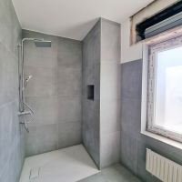 2. OG links, Badezimmer.jpg