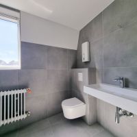 DG links, Badezimmer.jpg