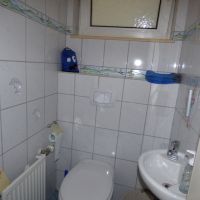 G-WC.JPG
