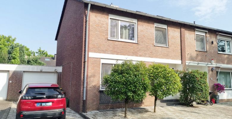 Modernisierte Doppelhaushälfte in Klever Bestlage