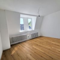 DG rechts, Schlafzimmer.jpg