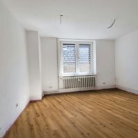 2. OG, rechts, Schlafzimmer.jpg