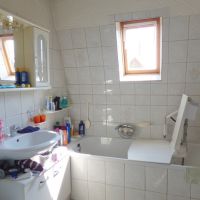 Badezimmer OG.JPG