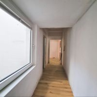 2. OG, rechts, Diele.jpg