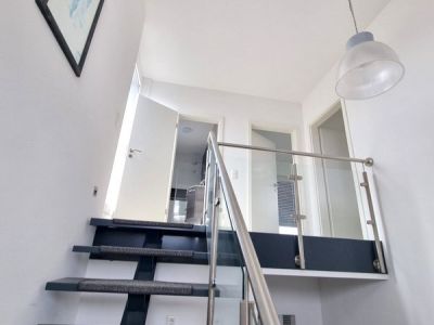 Treppe Wohnhaus.jpg
